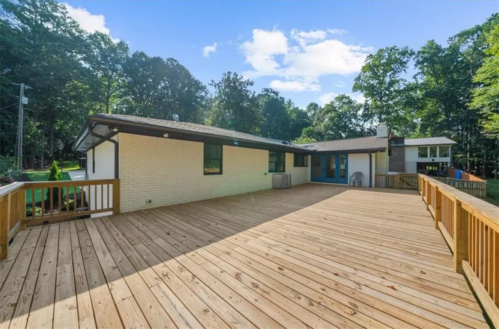 5839 Lakeshore Drive Buford, GA 30518