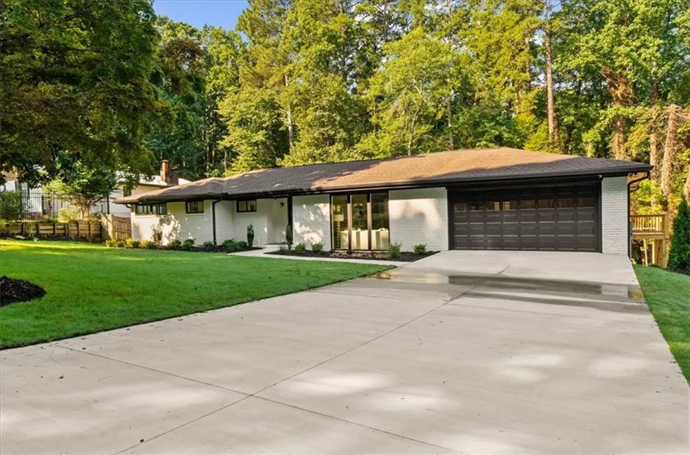 5839 Lakeshore Drive Buford, GA 30518