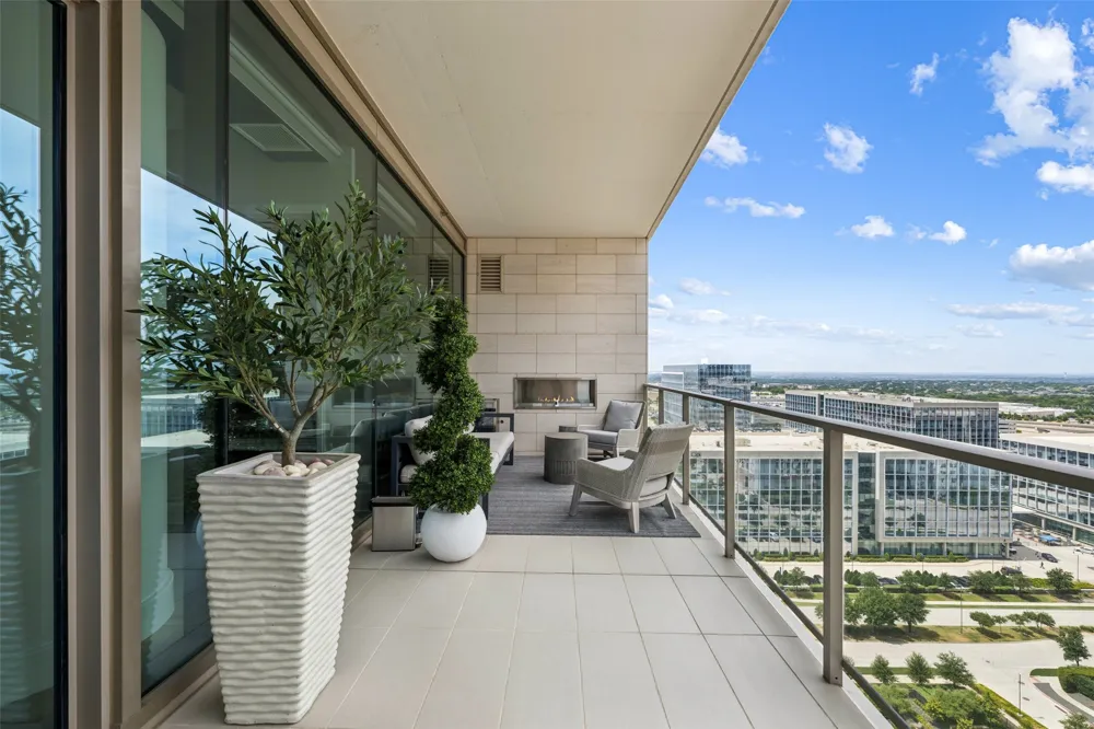 7901 Windrose Avenue #1602 Plano, TX 75024