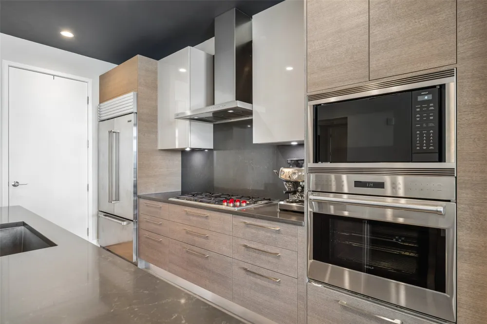 7901 Windrose Avenue #1602 Plano, TX 75024