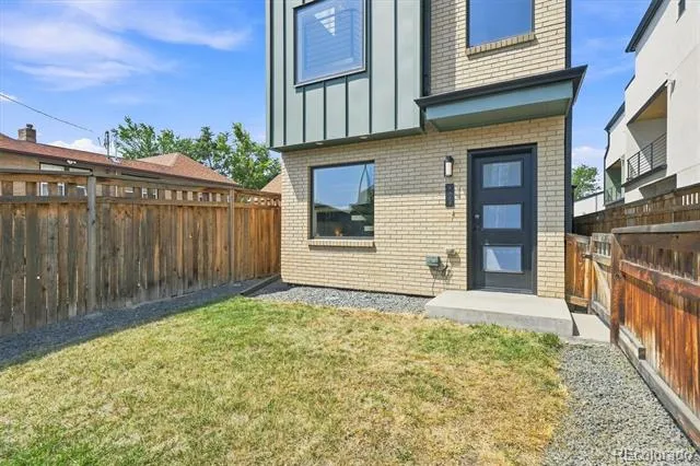 1415 Irving Street Denver, CO 80204