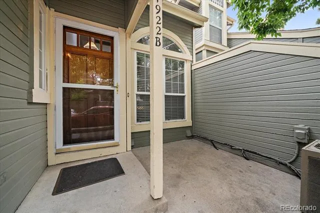 1922 S Hannibal Court #B Aurora, CO 80013