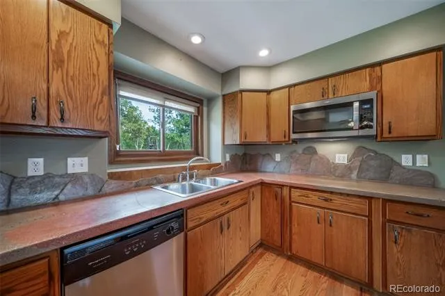 1191 Tenderfoot Drive Larkspur, CO 80118