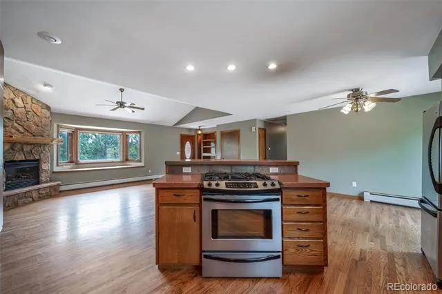 1191 Tenderfoot Drive Larkspur, CO 80118