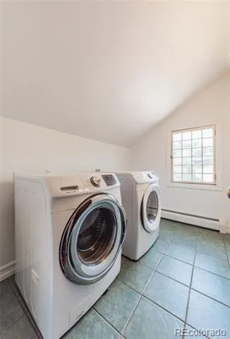 13 Oak Place Manitou Springs, CO 80829