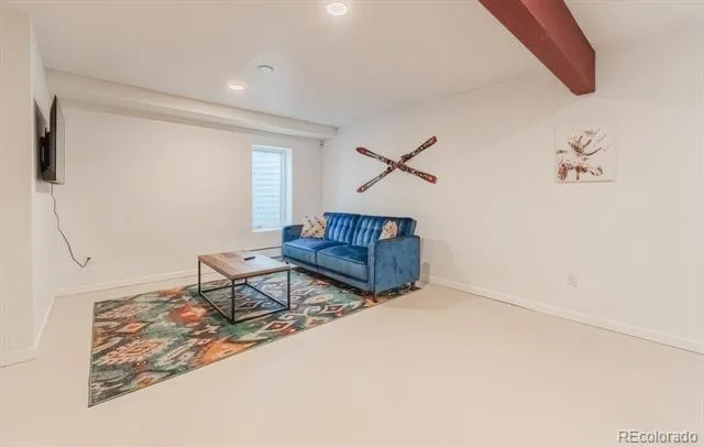 13 Oak Place Manitou Springs, CO 80829