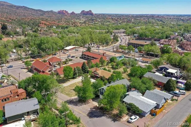 13 Oak Place Manitou Springs, CO 80829