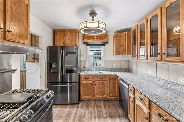 1761 Rosemary Street Denver, CO 80220