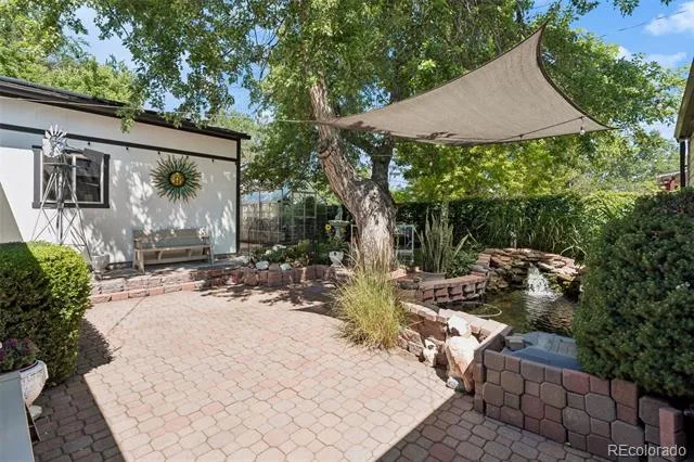 1761 Rosemary Street Denver, CO 80220