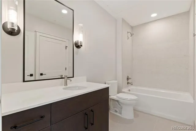 1643 Boulder Street #207 Denver, CO 80211