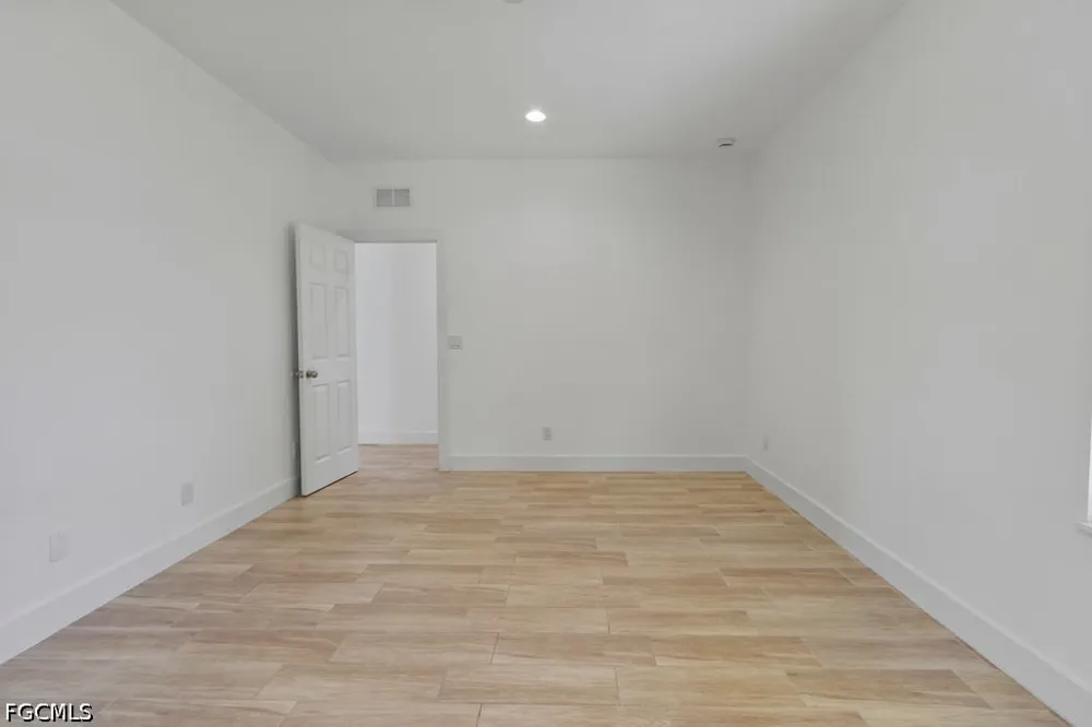 Grayson Avenue Alva, FL 33920