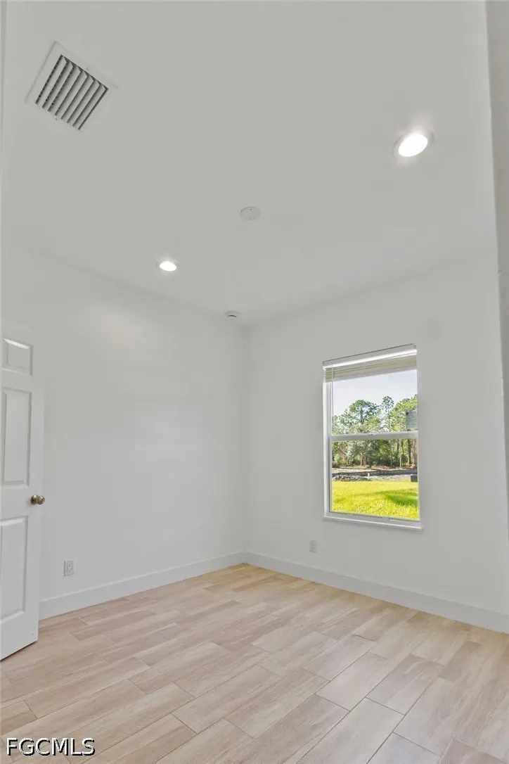 Grayson Avenue Alva, FL 33920