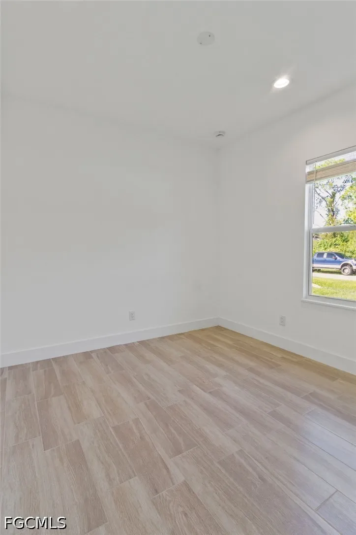 Grayson Avenue Alva, FL 33920