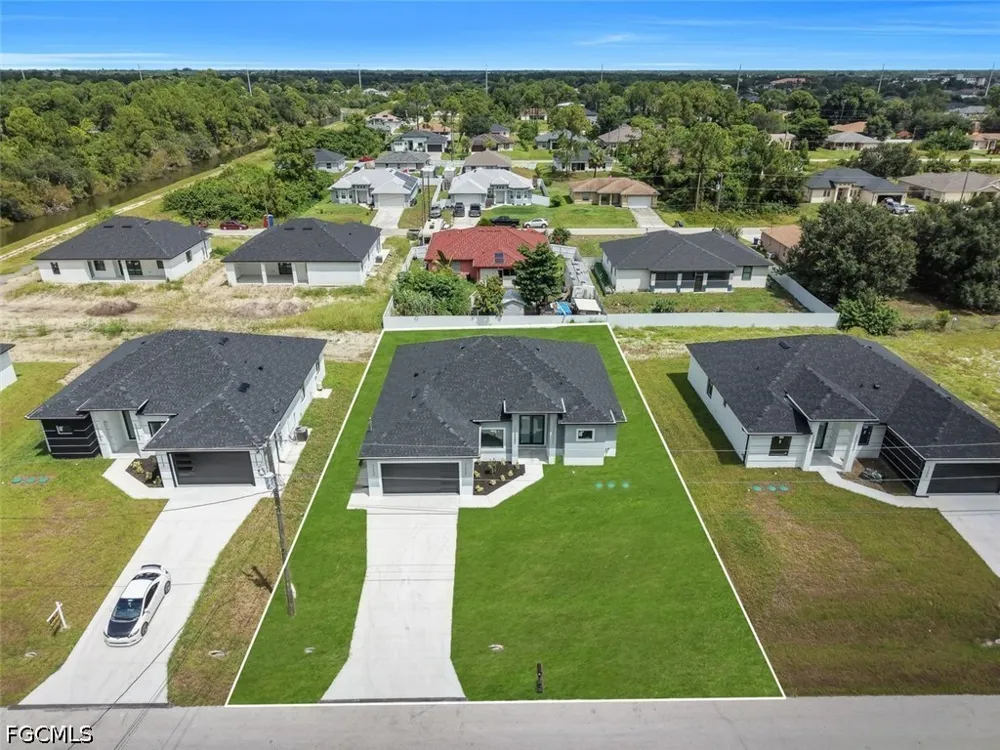 6th Street SW Lehigh Acres, FL 33976