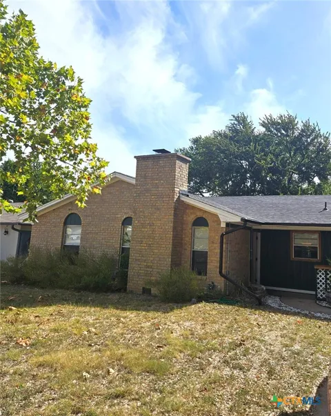 1519 Indian Trail
