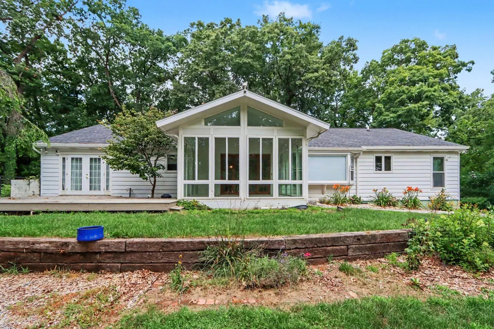 223 Dogwood Trail Battle Creek, MI 49017