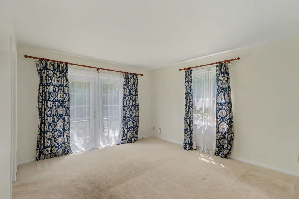223 Dogwood Trail Battle Creek, MI 49017