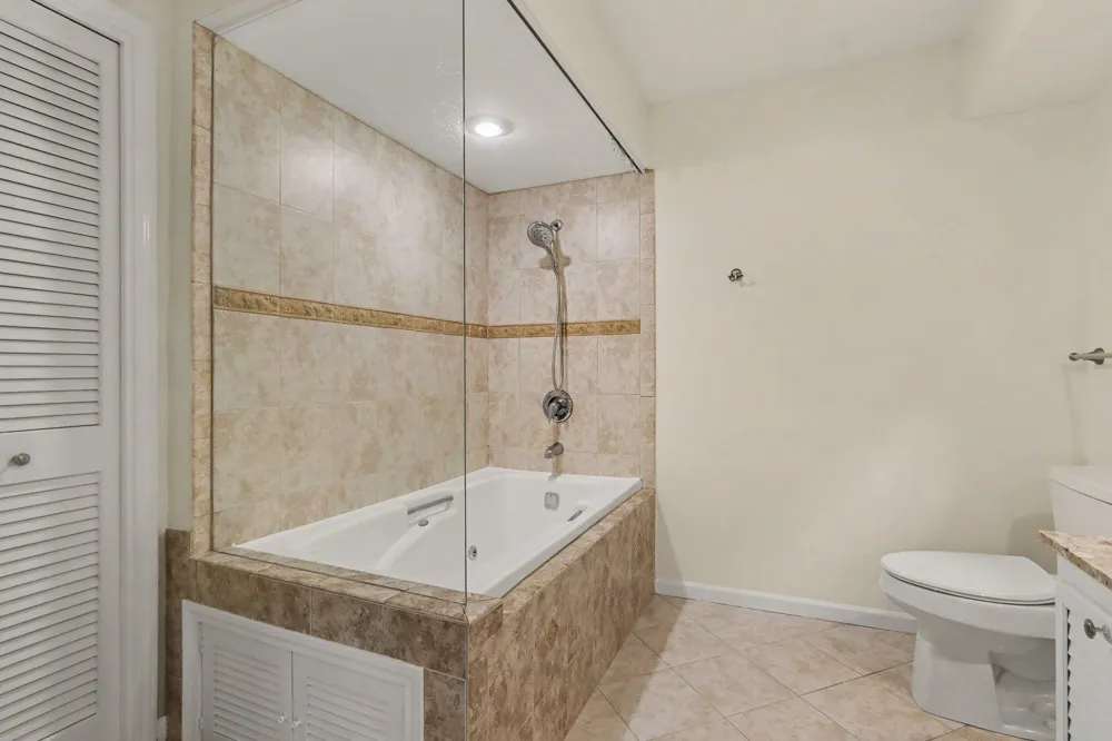 223 Dogwood Trail Battle Creek, MI 49017