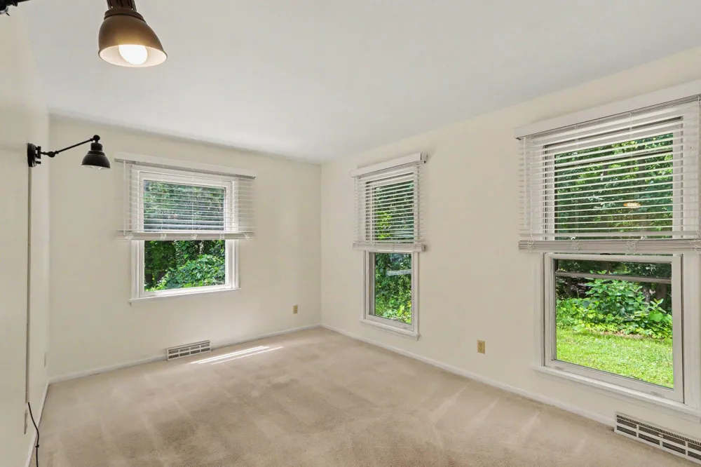 223 Dogwood Trail Battle Creek, MI 49017