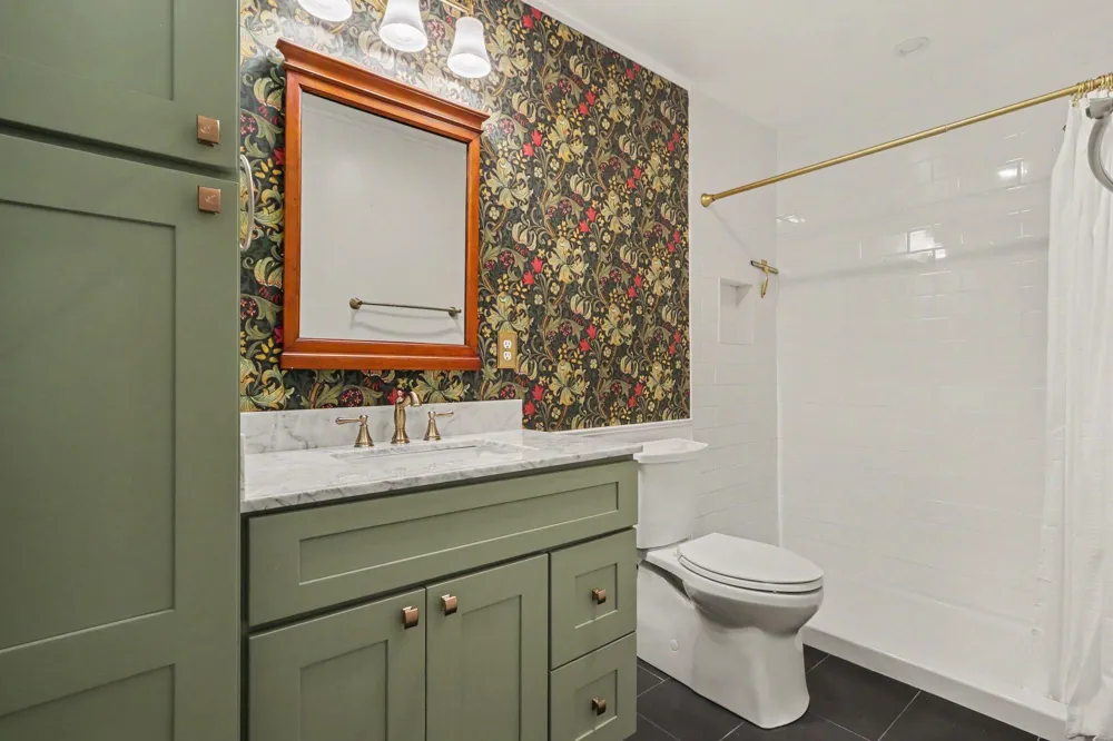 223 Dogwood Trail Battle Creek, MI 49017