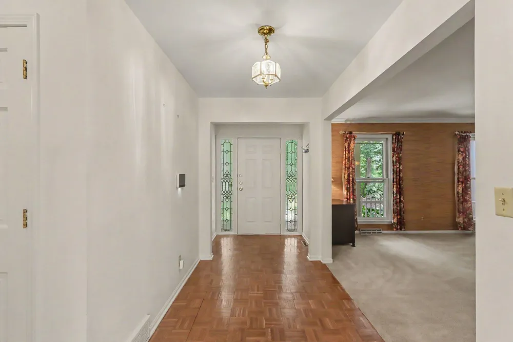 223 Dogwood Trail Battle Creek, MI 49017
