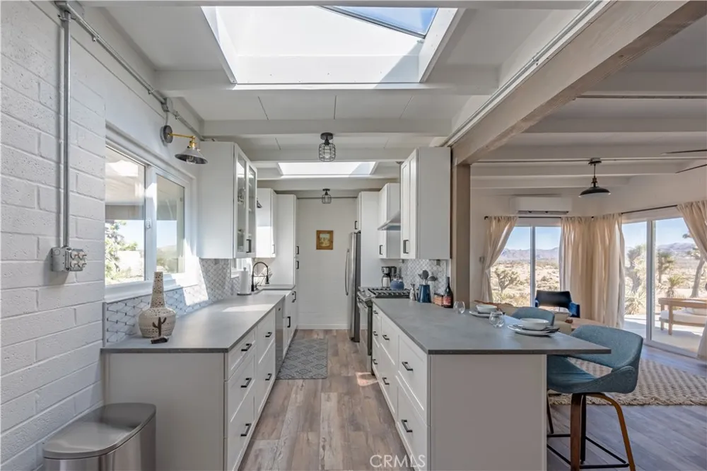 5951 Linda Lee Drive Yucca Valley, CA 92284