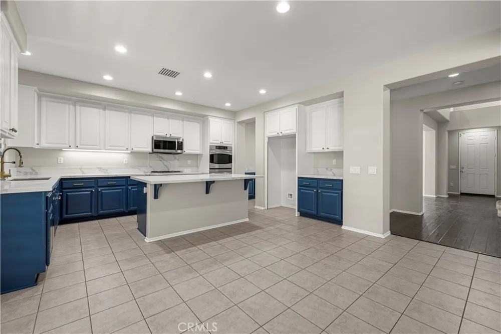 658 Winter Pine Street Beaumont, CA 92223