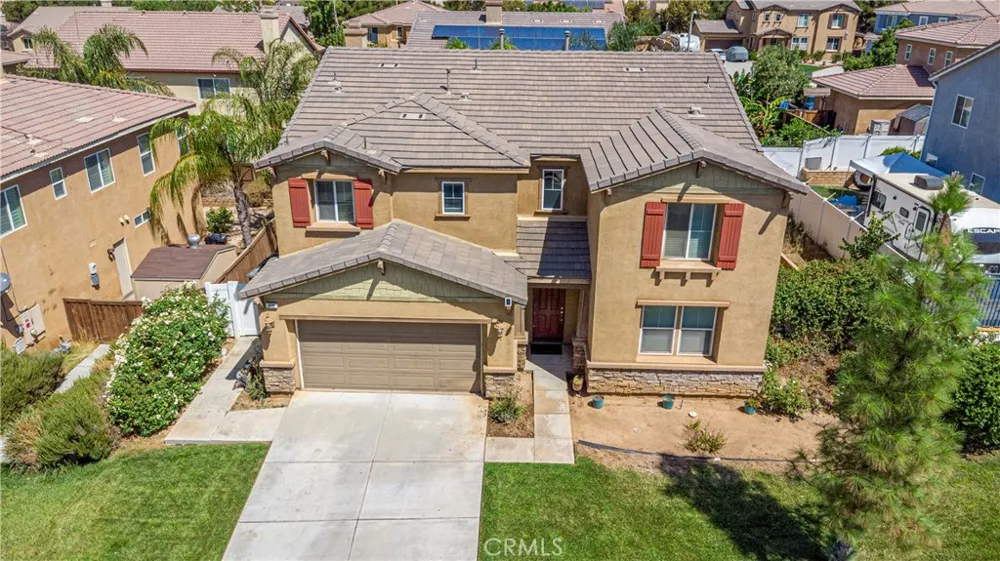 658 Winter Pine Street Beaumont, CA 92223