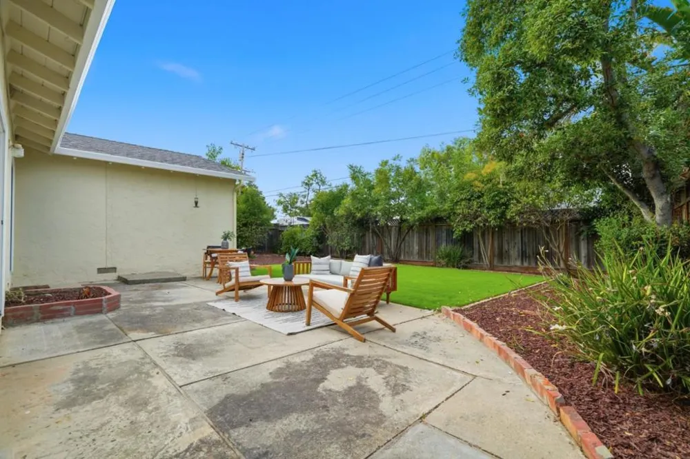 2239 Barrett Avenue San Jose, CA 95124