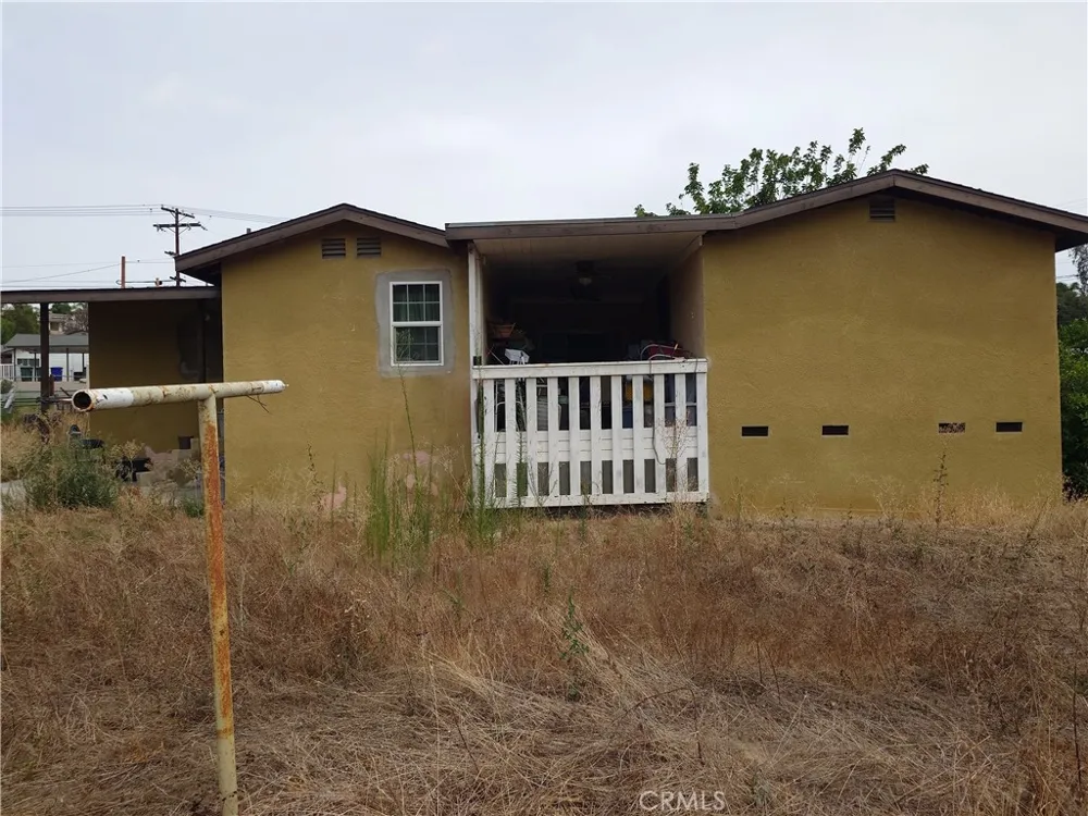 9340 Adlai Road Lakeside, CA 92040