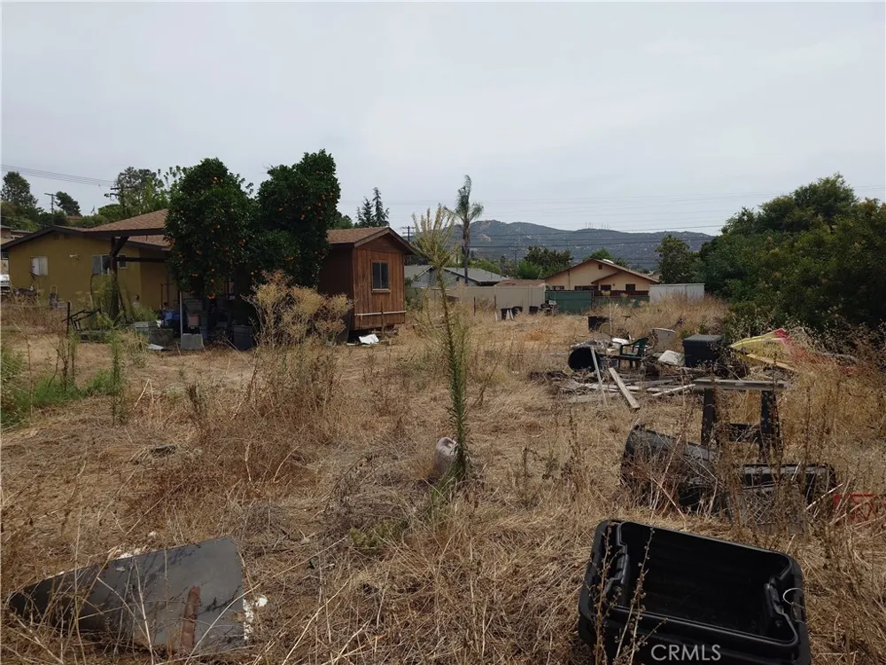 9340 Adlai Road Lakeside, CA 92040