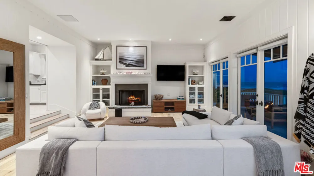 30718 Pacific Coast Highway Malibu, CA 90265