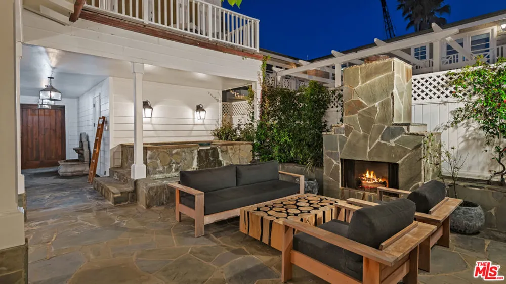 30718 Pacific Coast Highway Malibu, CA 90265