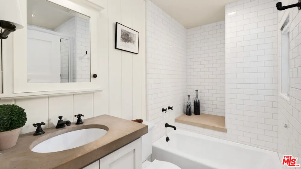 30718 Pacific Coast Highway Malibu, CA 90265