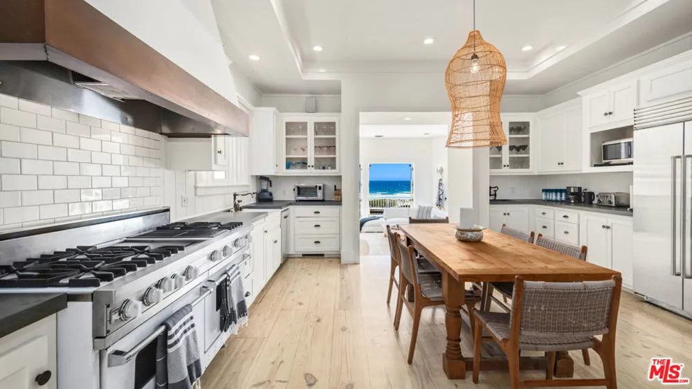 30718 Pacific Coast Highway Malibu, CA 90265