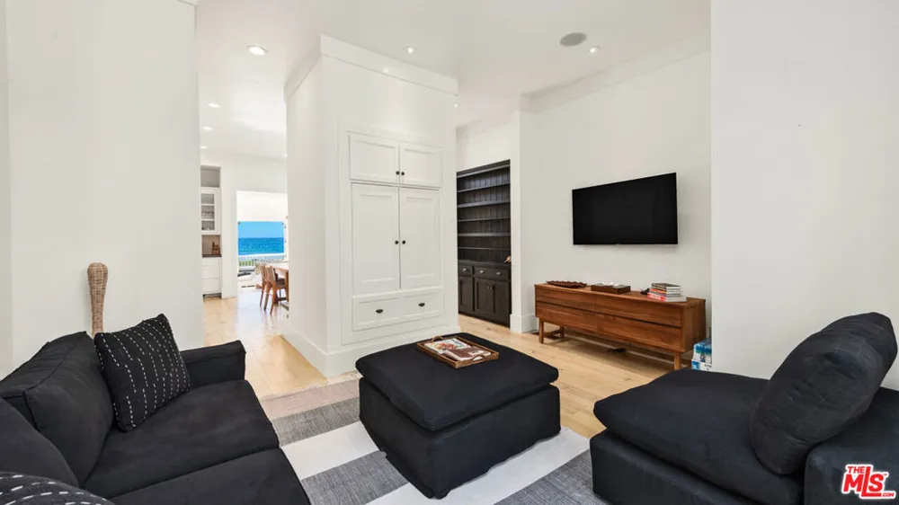 30718 Pacific Coast Highway Malibu, CA 90265