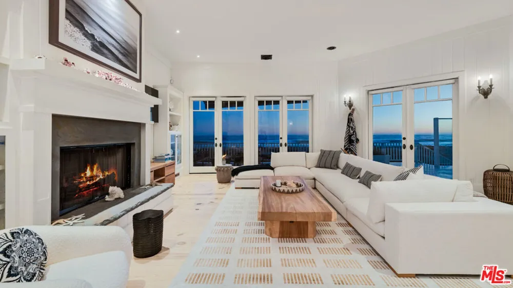 30718 Pacific Coast Highway Malibu, CA 90265