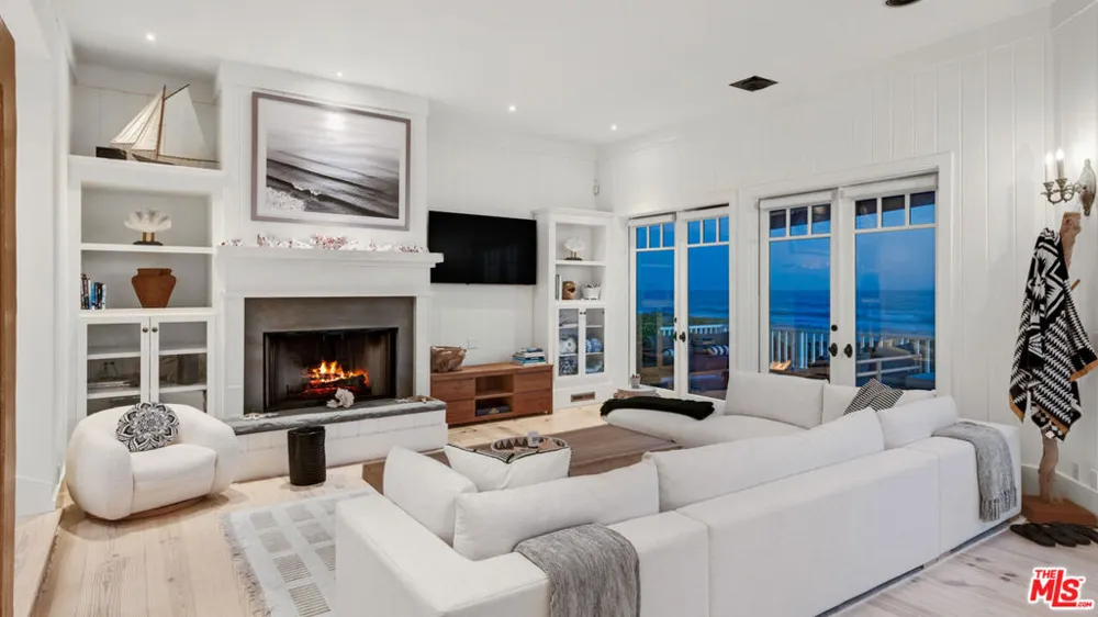 30718 Pacific Coast Highway Malibu, CA 90265