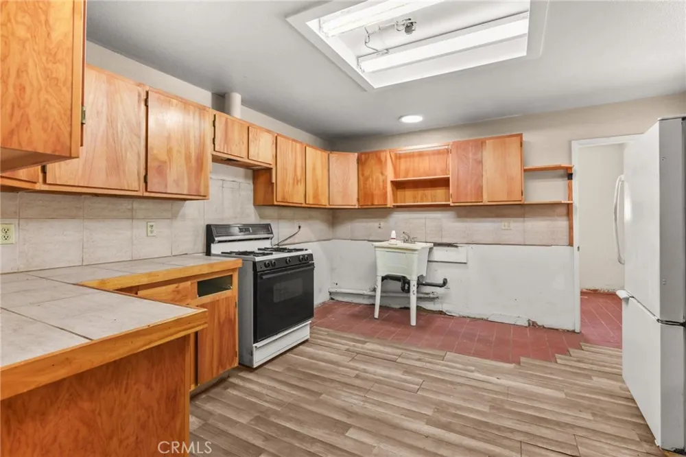 13920 Manakee Clearlake, CA 95422