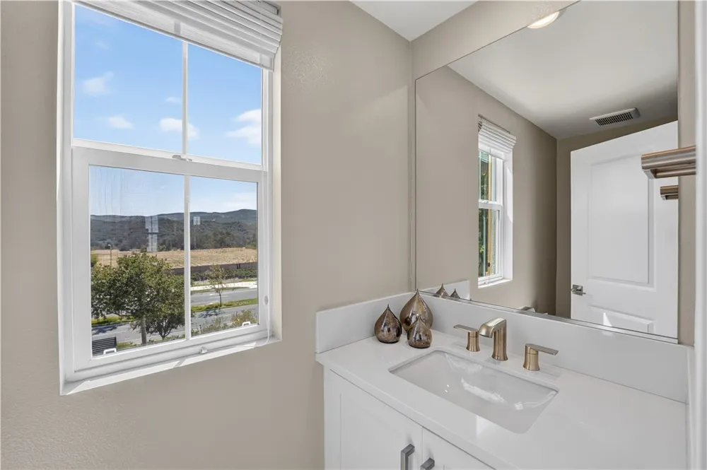 32 Welltree Way Rancho Mission Viejo, CA 92694