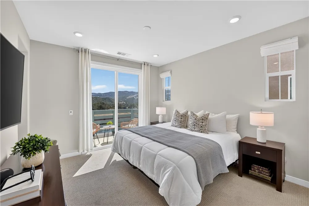 32 Welltree Way Rancho Mission Viejo, CA 92694