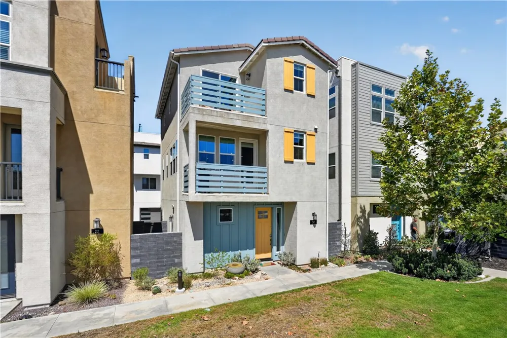 32 Welltree Way Rancho Mission Viejo, CA 92694