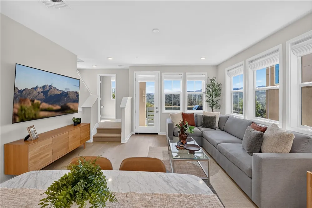 32 Welltree Way Rancho Mission Viejo, CA 92694