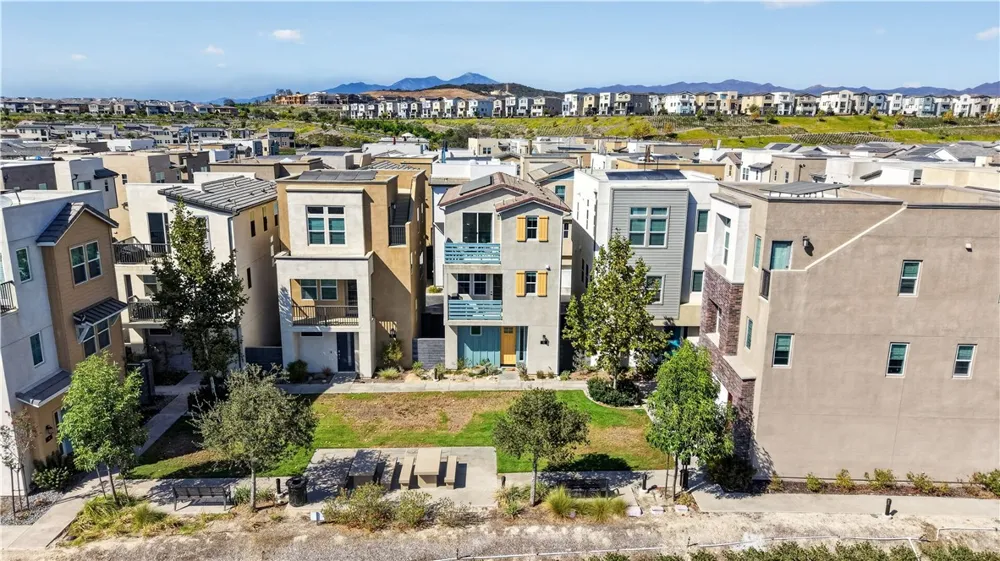 32 Welltree Way Rancho Mission Viejo, CA 92694