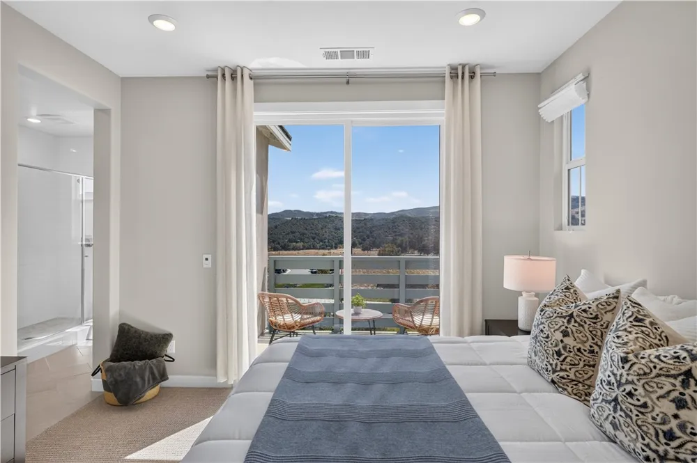 32 Welltree Way Rancho Mission Viejo, CA 92694
