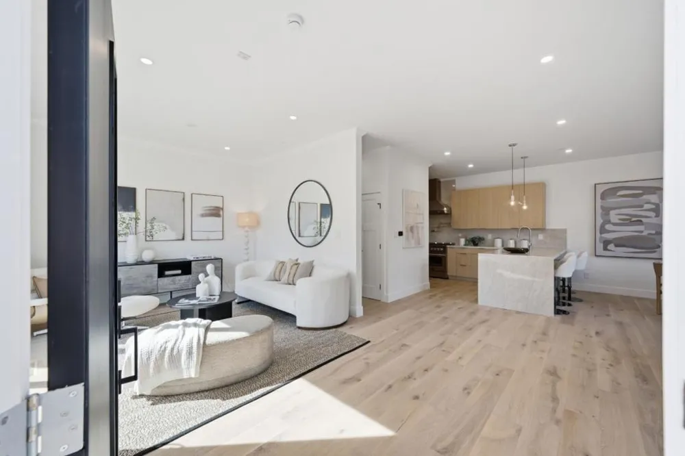 608 Lakeview Way Redwood City, CA 94062