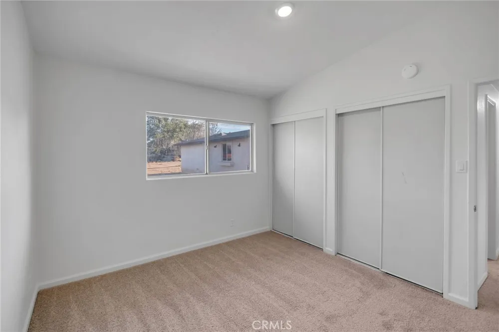 17983 Pitache Street Hesperia, CA 92345