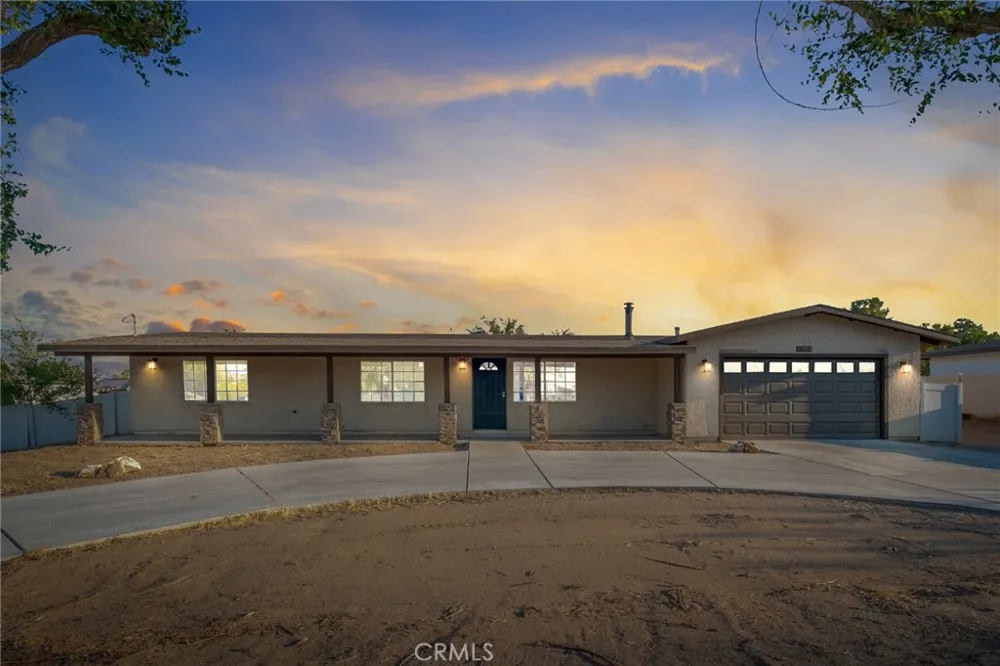 17983 Pitache Street Hesperia, CA 92345