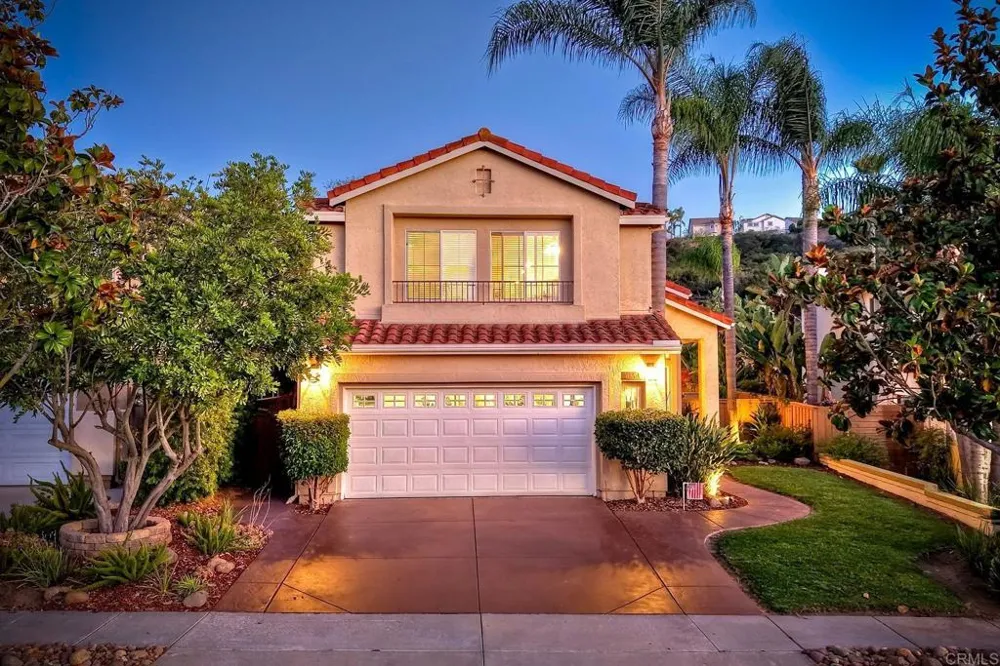 11647 Tree Hollow Lane San Diego, CA 92128