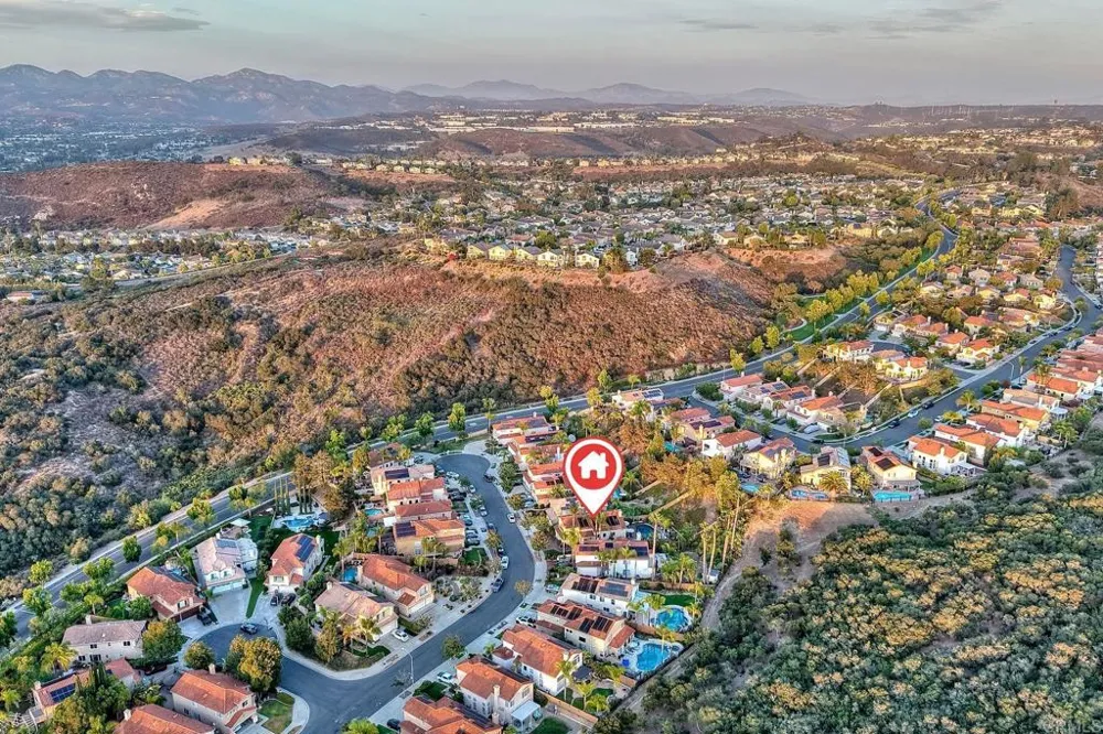 11647 Tree Hollow Lane San Diego, CA 92128